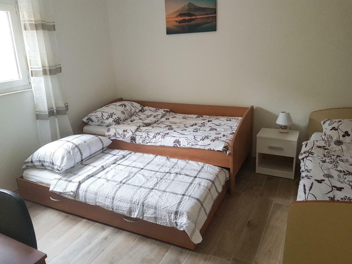 Apartment Drago Kastela Exterior photo